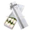 Caja con 6 rosas blancas