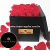 Caja de madera con 16 rosas - Luxury Roses